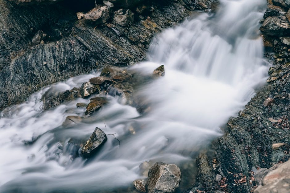 Hydraulik in Rohren: Die Wahrheit über Wasserfluss, Druck & Energieverluste