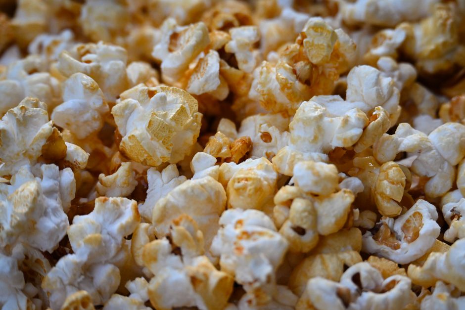 Die Wissenschaft hinter Popcorn: So poppt der Mais auf!