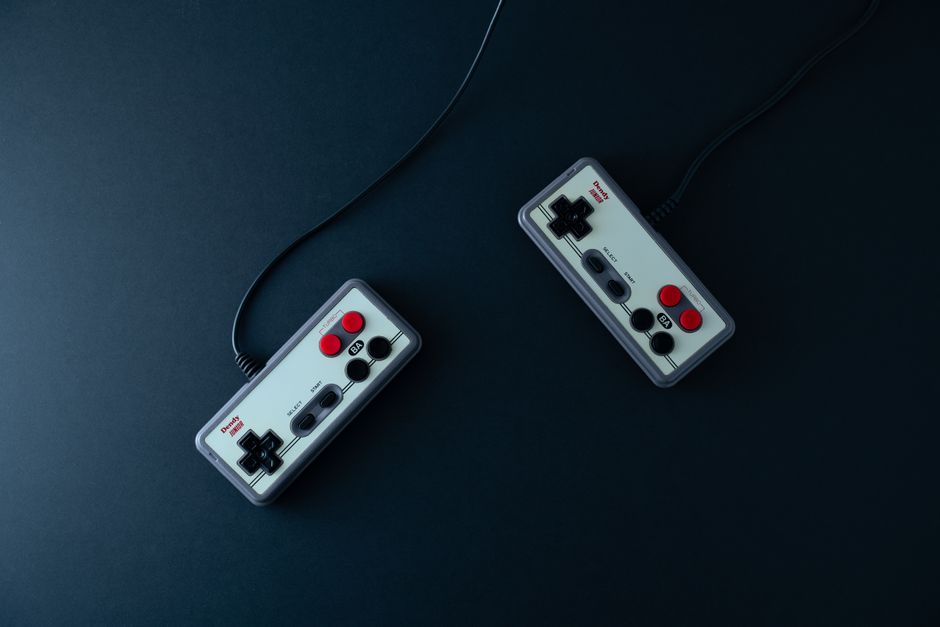 Warum haben Gamecontroller A, B, X, Y Tasten? Die Geschichte dahinter