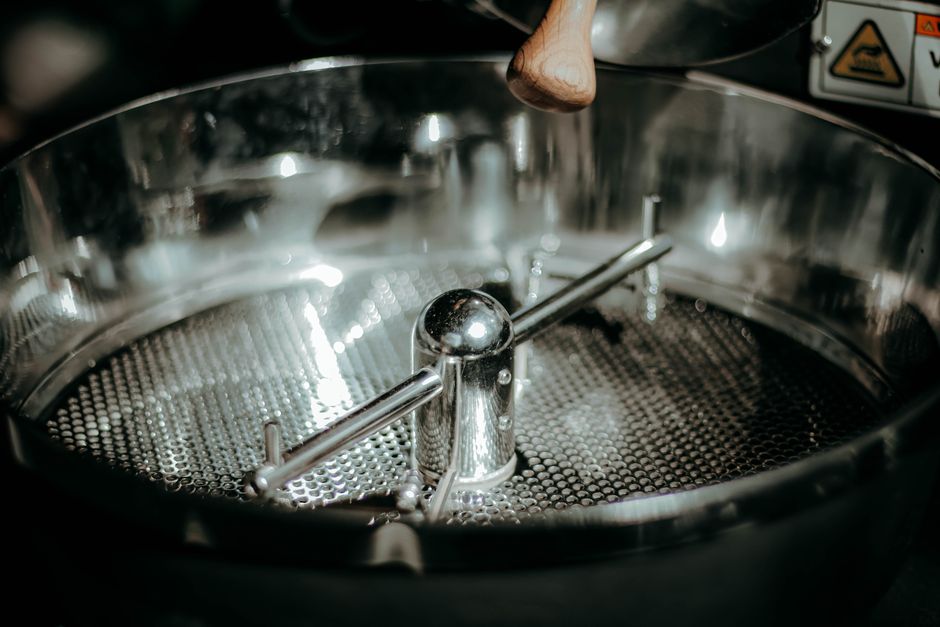 Die ganze Geschichte der Instantkaffee-Herstellung: Anbau, Verarbeitung & Nescafé-Revolution